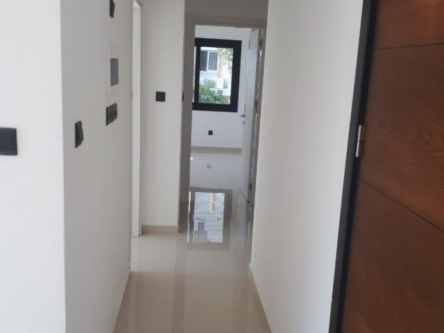 Girne Merkezde 2+1 Satılık Daire 729000 STG 