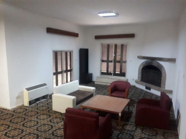 Office To Rent in Girne Merkez, Kyrenia