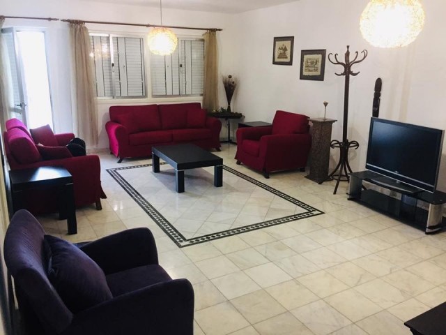 Flat To Rent in Girne Merkez, Kyrenia