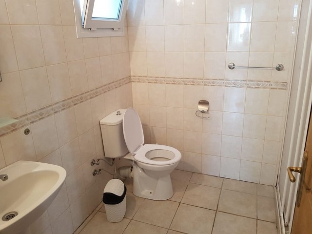 Girne Merkezde 3+1 Kiralık Daire 2200 TL