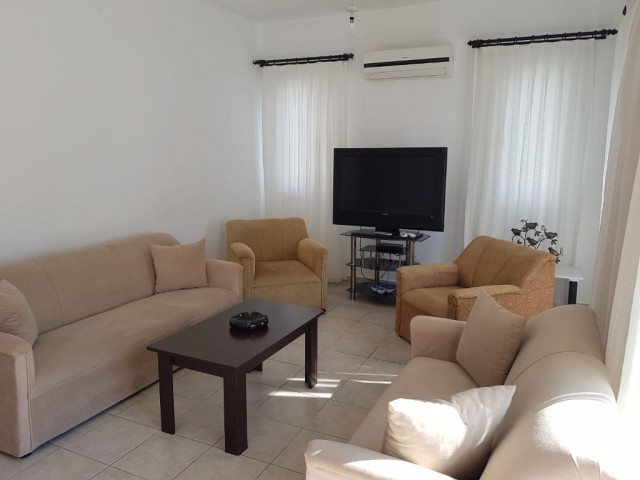 Girne Merkezde 3+1 Kiralık Daire 2200 TL