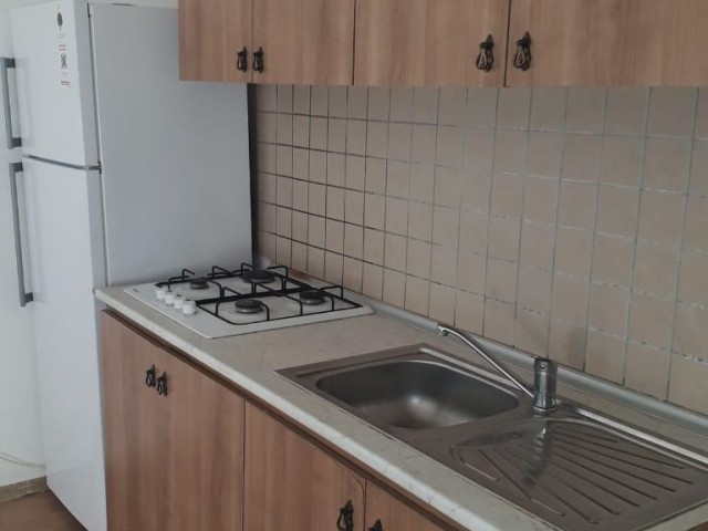 Girne Merkezde 2+1 Kiralık Daire 2200 TL