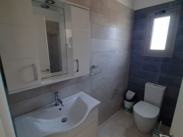 Flat To Rent in Girne Merkez, Kyrenia