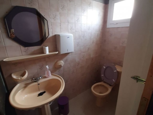 Girne Karaoğlanoğlu Bölgesinde Kiralık Bodrum Katı 500 STG 