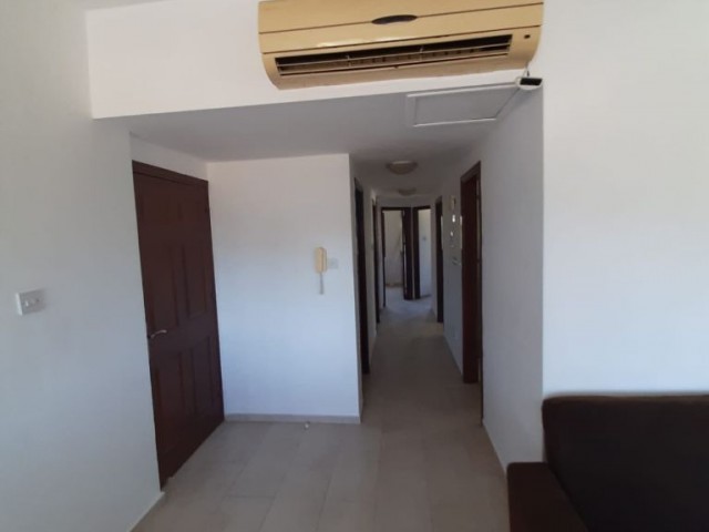 Flat To Rent in Girne Merkez, Kyrenia