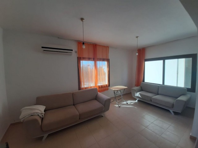 Flat To Rent in Doğanköy, Kyrenia