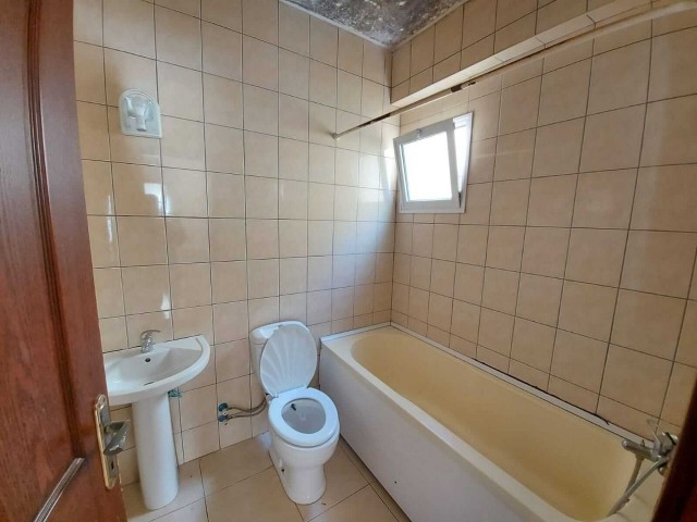 Flat To Rent in Girne Merkez, Kyrenia