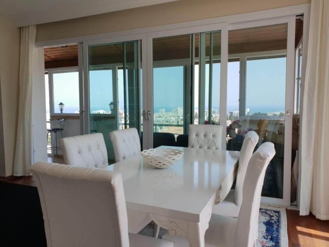 Girne Merkez 2+1 Kiralık Penthouse