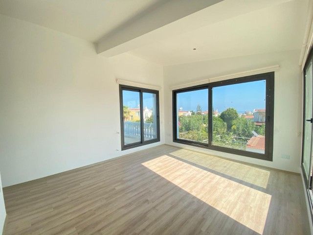 Kyrenia Ozankoy 4 +1 Villa for Rent ** 