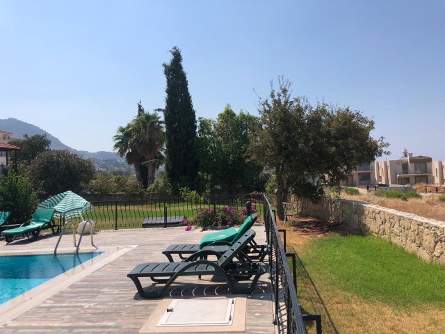 Kyrenia Karsiyaka 3+1 Villa For Sale ** 