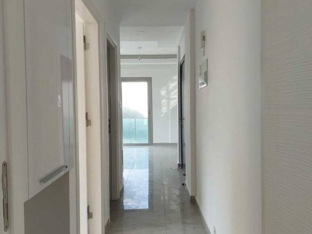 Girne Merkez 2+1 Eşyasız Kiralık Daire