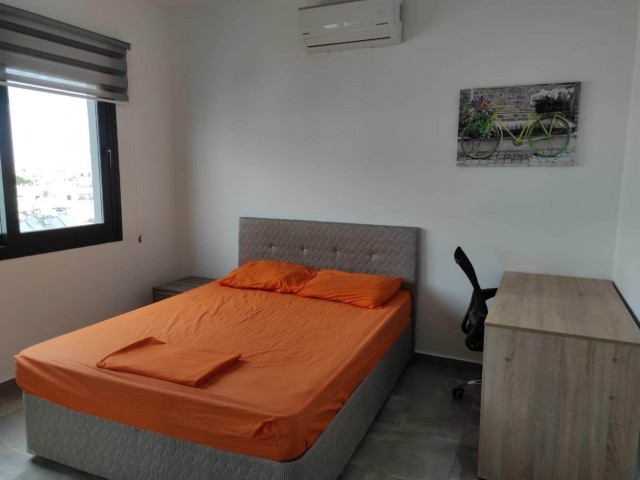 Kyrenia Zentrum 2 + 1 Wohnung Zu Vermieten ** 