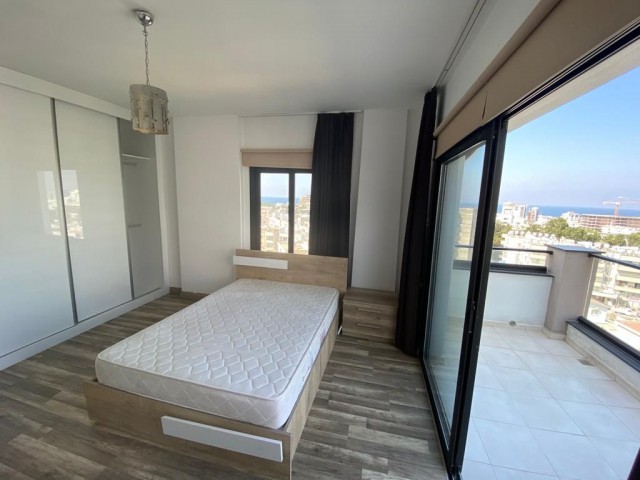 2+1 sehr geräumige Wohnung zum Verkauf im Zentrum von Kyrenia ** 