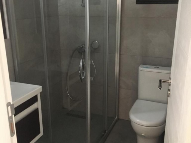 Kyrenia Zentrum 2 + 1 Wohnung Zu Vermieten ** 