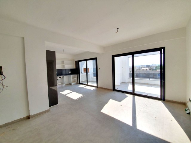 2+1 Penthouse Zu Verkaufen In Nikosia ** 