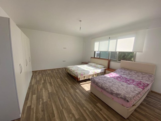 Kyrenia Chatalköy 3 + 1 Penthouse Zu Vermieten ** 