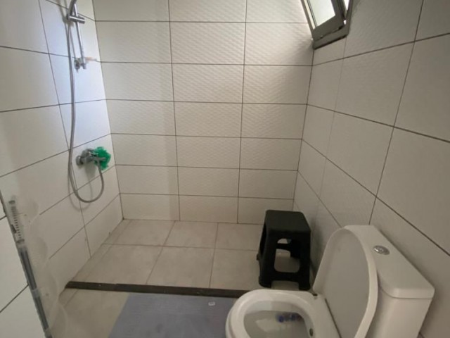 Kyrenia Chatalköy 3 + 1 Penthouse Zu Vermieten ** 