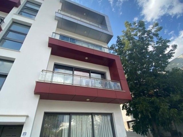 3 + 1 Wohnung Zum Verkauf In Nikosia Gehryeli ** 