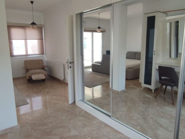 Girne Ozanköy 4+1 Satılık Villa