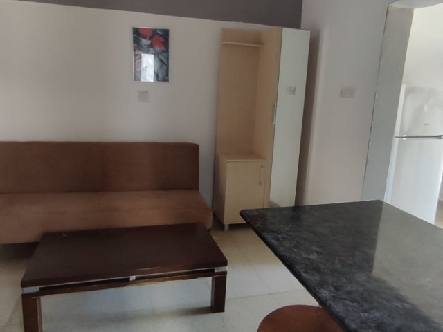 Kyrenia Karaoglanoglu 2 + 1 Bungalow Zu Vermieten ** 