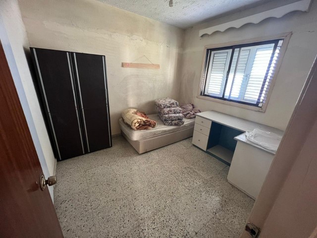 Nicosia Göçmenköy 3 + 1 Apartment for Sale ** 