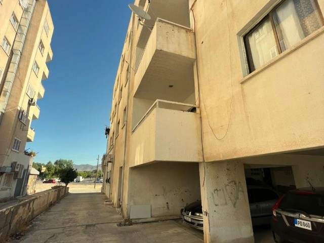 Nicosia Göçmenköy 3 + 1 Apartment for Sale ** 