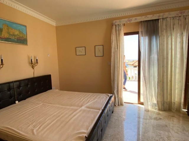 Kyrenia Esentepe 3 + 1 Villa Zu Verkaufen ** 