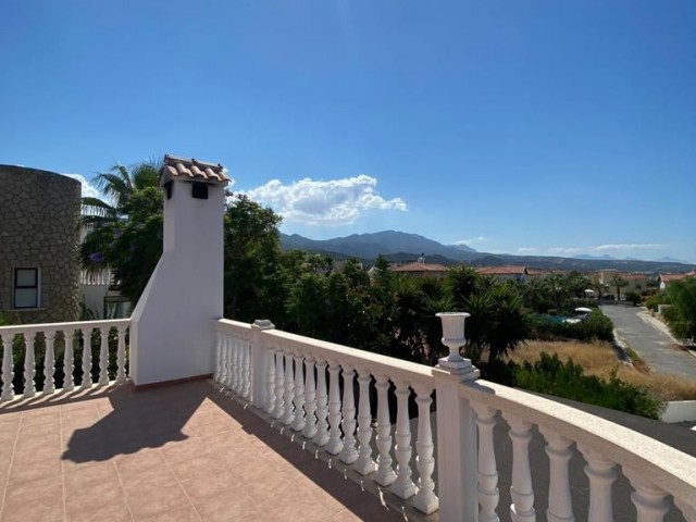 Kyrenia Esentepe 3 + 1 Villa For Sale ** 