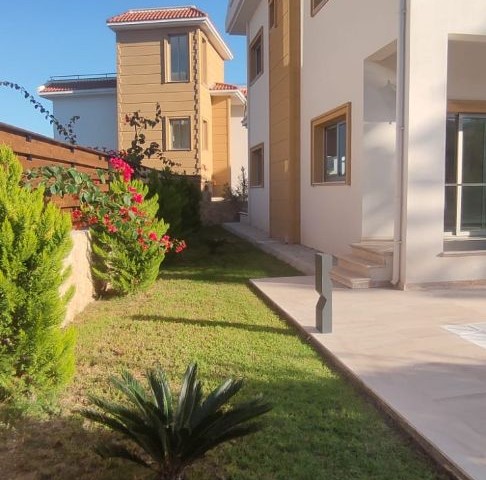 Girne Alsancak 3+1 Satılık Villa