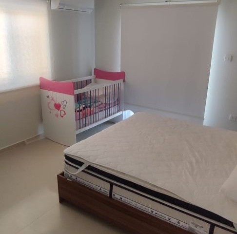 Girne Alsancak Bölgesinde 4+1 Satılık Villa