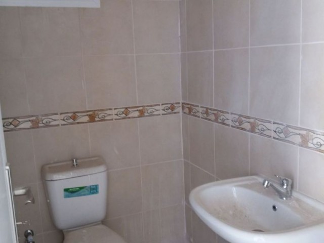 Girne / Merkezde ( Yukarı Girne) Yeni bitmiş 3+1 duplex penthouse