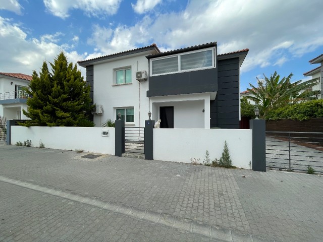 4+1 Luxury Designed 210 m² Detached Villa in Gonyeli 