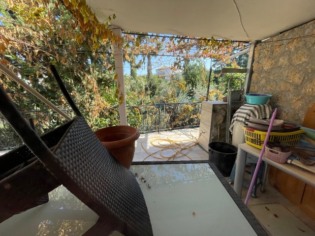 Freistehende 5+2-Villa mit eigenem Bad in jedem Zimmer, privatem Pool und Kamin in Alsancak