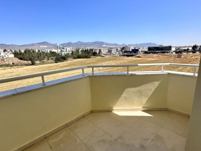 Flat For Sale in Küçük Kaymaklı, Nicosia