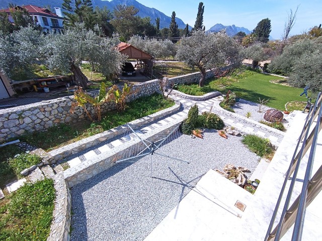 Villa For Sale in Çatalköy, Kyrenia