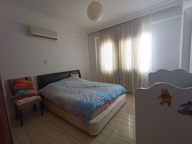 Flat for sale in Kyrenia Kashgar region, close to les embassadeurs hotel and the sea