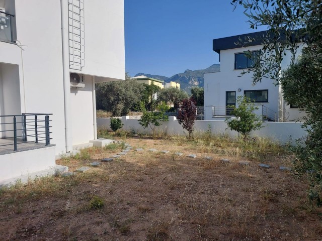 Girne Catalkoyde muhteşem villa 