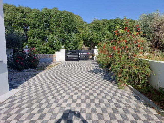 Villa For Sale in Çatalköy, Kyrenia