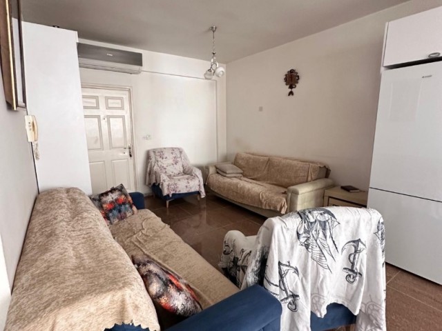 Flat For Sale in Küçük Kaymaklı, Nicosia