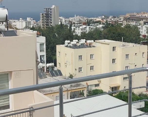 Pentause apartment in Kyrenia center