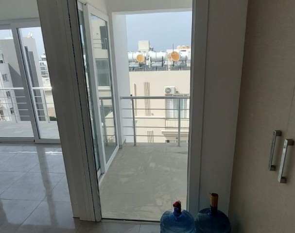 Pentause apartment in Kyrenia center