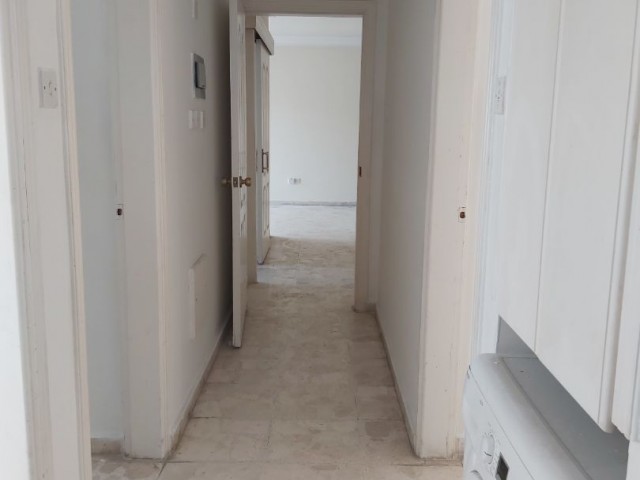 3+1 apartments for sale on Ortakoy main street in Nicosia ** 