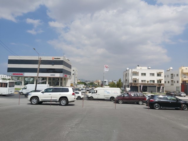 Gewerbliche (antredepo) gewerbliche (antredepo) Arbeitsstätte in Nikosia Kaymakli ** 