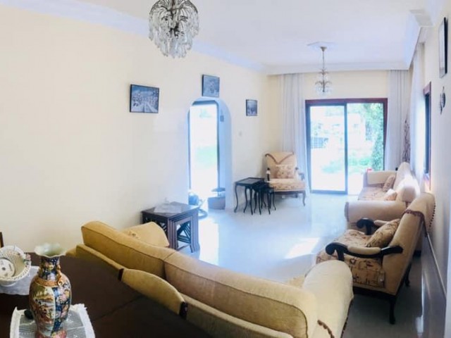 Semi Detached For Sale in Girne Merkez, Kyrenia