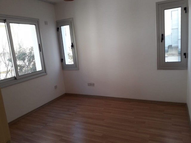 Flat To Rent in Girne Merkez, Kyrenia