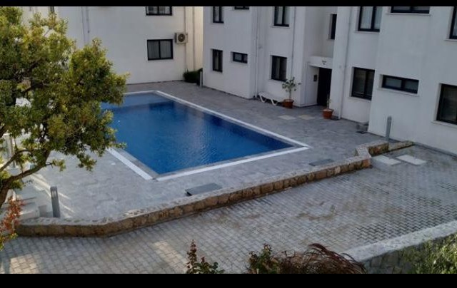 Girne Alsancak Atakara Market Yakını Eşyasız 2+1 Kiralık Yeni Bina