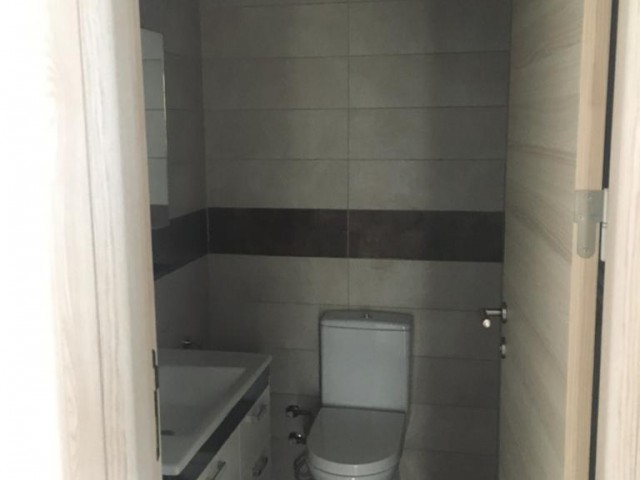 Girne Merkeze Yakın Gloria Jeans Arkası  2+1 Penthouse