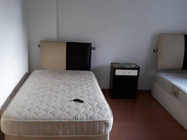 Flat To Rent in Girne Merkez, Kyrenia