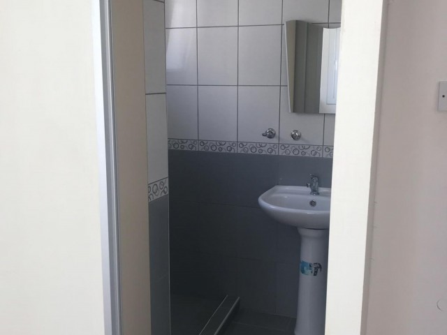 Flat To Rent in Girne Merkez, Kyrenia