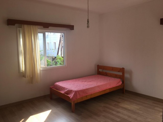 Flat To Rent in Girne Merkez, Kyrenia